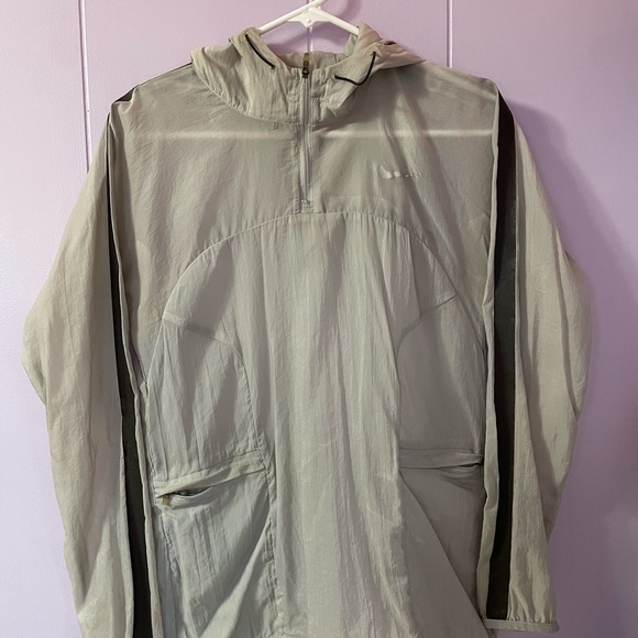 Nike Flash Reflective Windbreaker - Picture 10 of 15